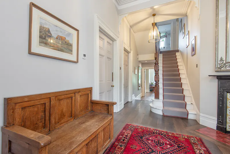 Entrance hall at Sunny Ealing Family House, B1895 (photo 2)