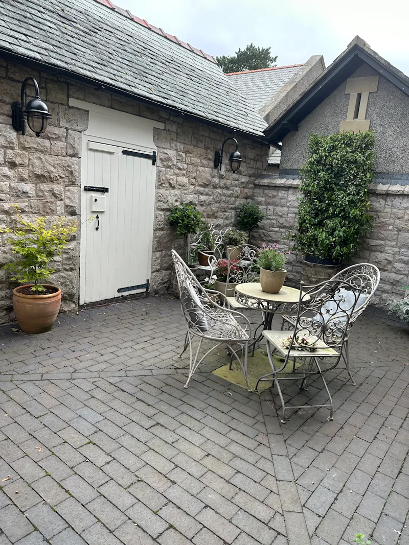 Colwyn Bay country house, W218 (photo 34)