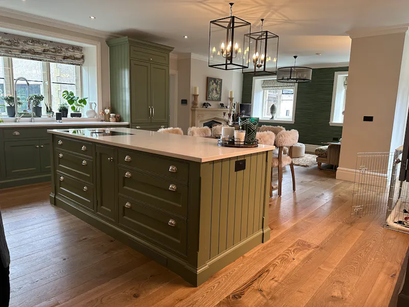 Kitchen at Colwyn Bay country house, W218 (photo 5)