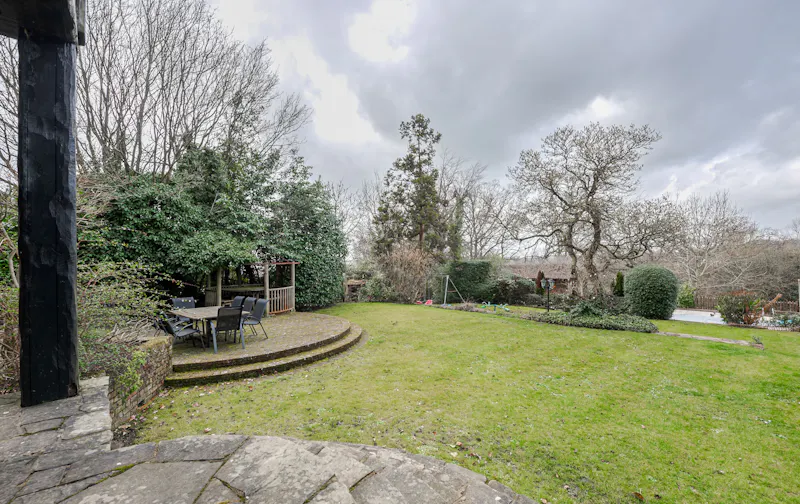 Mill Hill Farmhouse, E372 (photo 31)