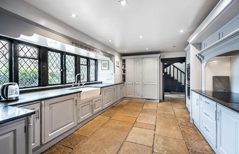 Mill Hill Farmhouse, E372 (photo 14)