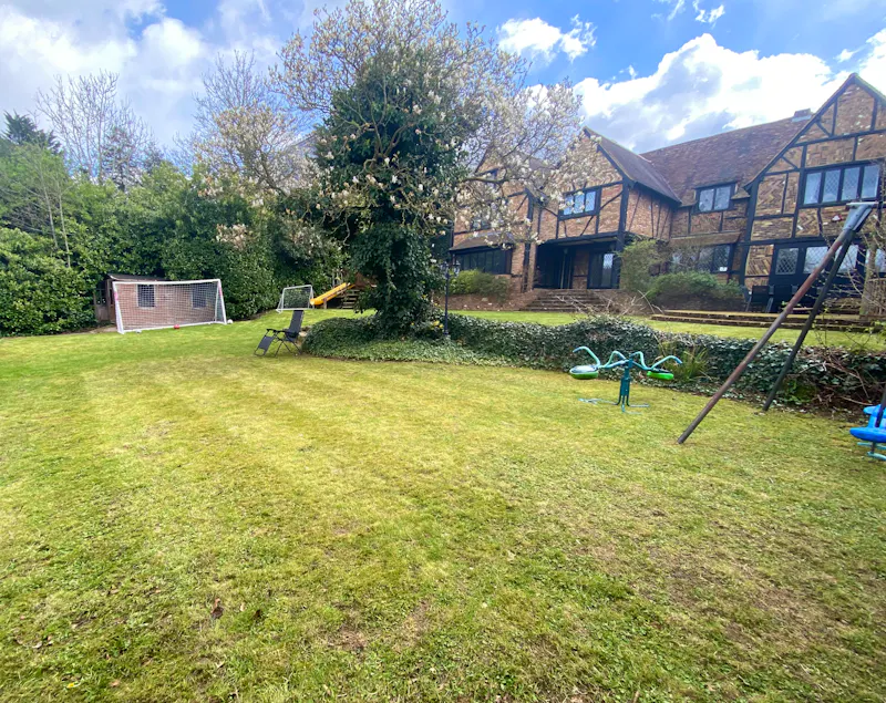 Mill Hill Farmhouse, E372 (photo 37)