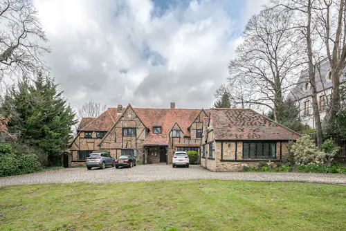 Mill Hill Farmhouse, E372