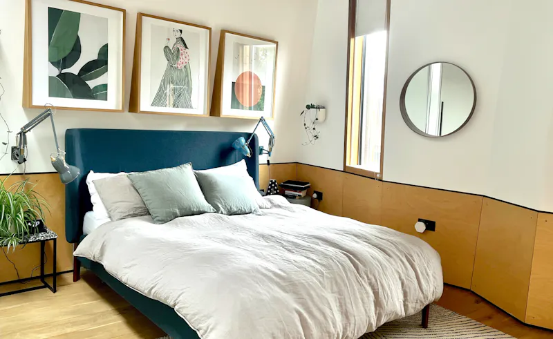 Bedroom at Striking Haggerston house, K485 (photo 42)