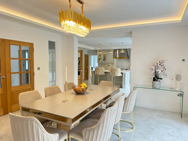 Modern luxe house in Slough, D2735 (photo 10)