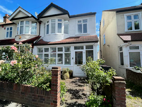 1930's Family Home, D2738