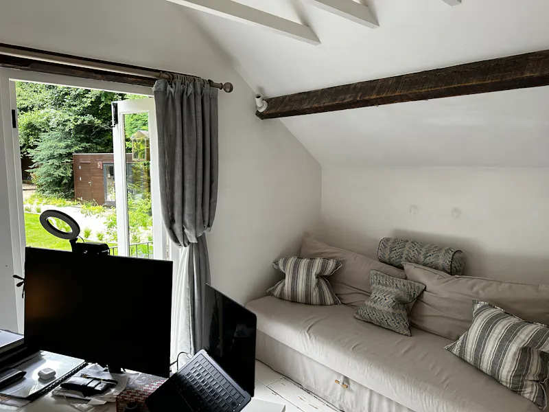 Enchanting Wiltshire Cottage, C940 (photo 18)