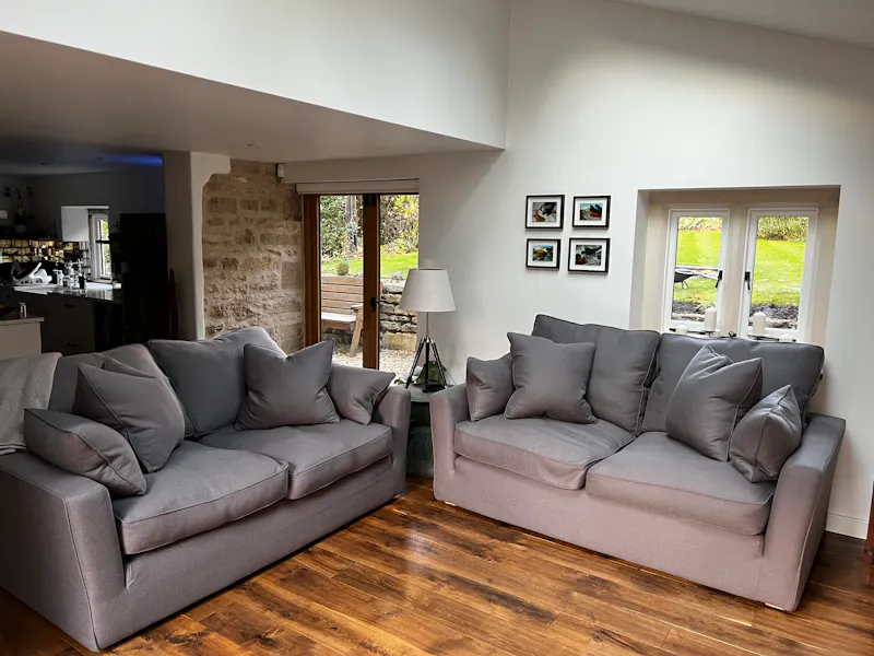 Exposed brick at Enchanting Wiltshire Cottage, C940 (photo 9)
