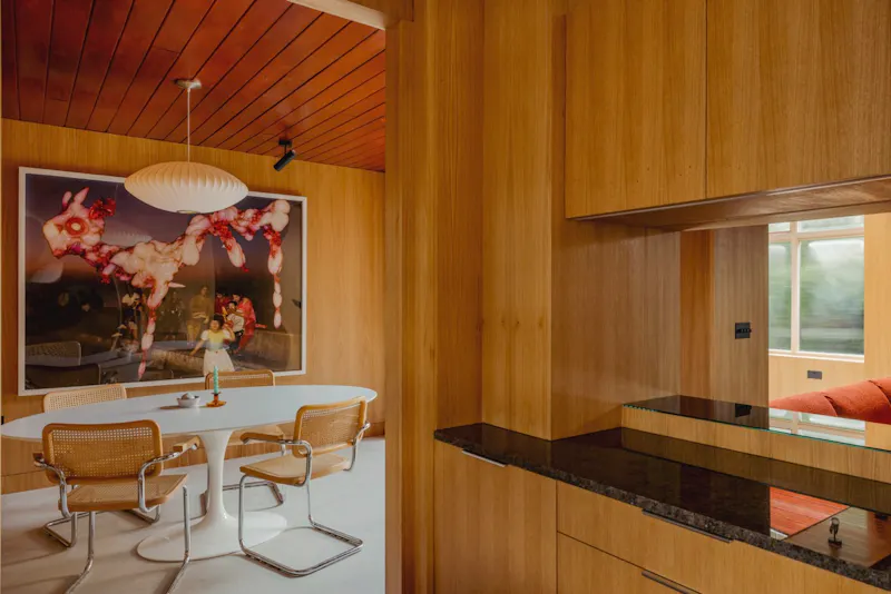 Kitchen at Mid-century Stanmore house, K492 (photo 5)