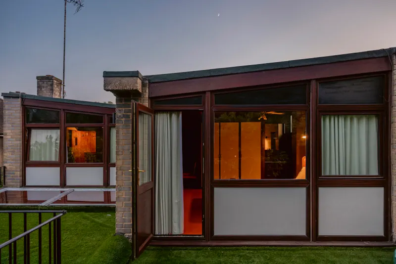 Mid-century Stanmore house, K492 (photo 20)