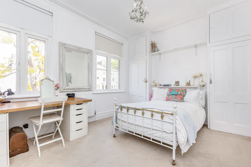 Bedroom - teen at Detached Twickenham  Villa, B2027 (photo 16)