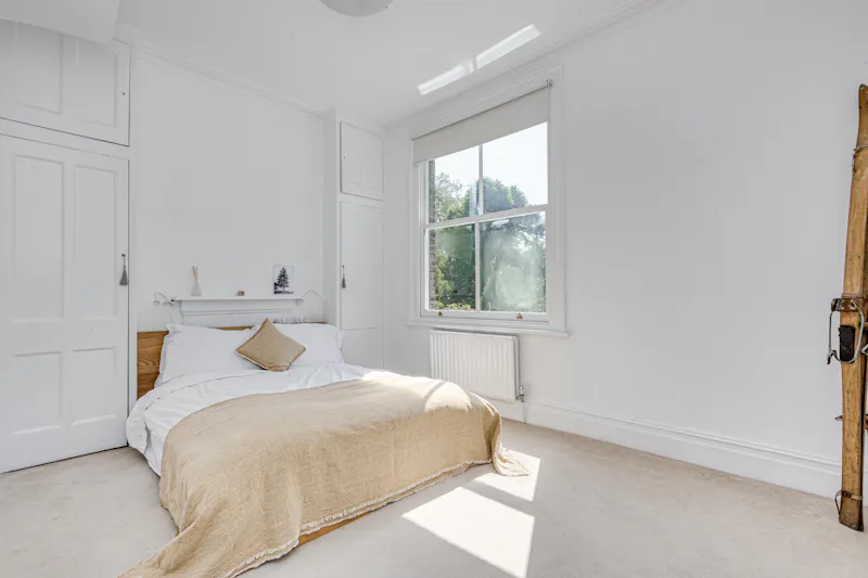 Bedroom at Detached Twickenham  Villa, B2027 (photo 17)