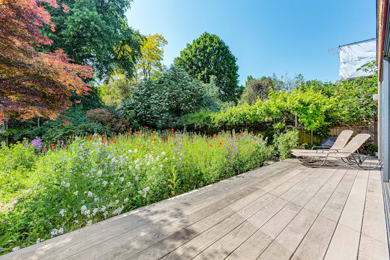 Detached Twickenham  Villa, B2027 (photo 22)