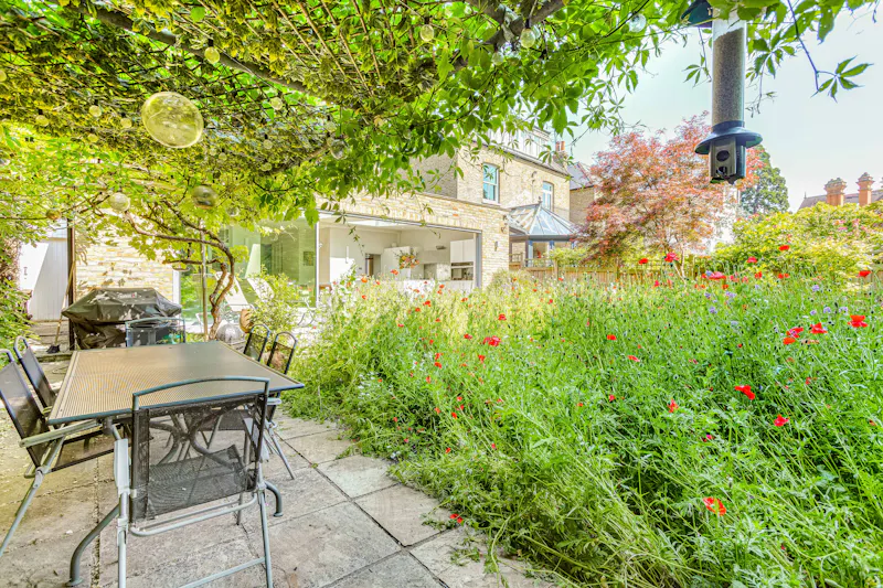 Garden at Detached Twickenham  Villa, B2027 (photo 21)