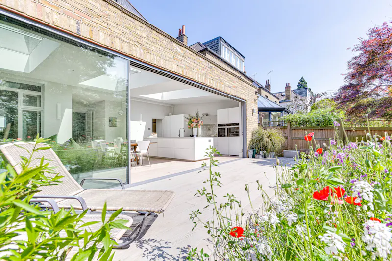 Terrace/Patio at Detached Twickenham  Villa, B2027 (photo 12)