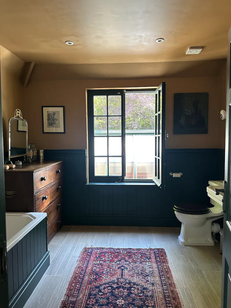 Bathroom at Mediterranean Dorking villa, D2742 (photo 26)