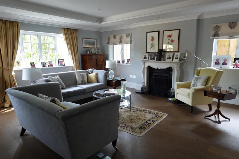 Living Room at Detached Beaconsfield home, B2035 (photo 15)