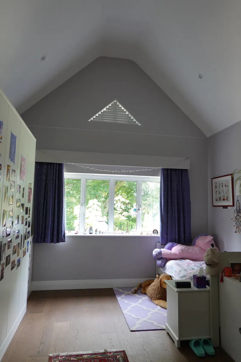 Detached Beaconsfield home, B2035 (photo 55)