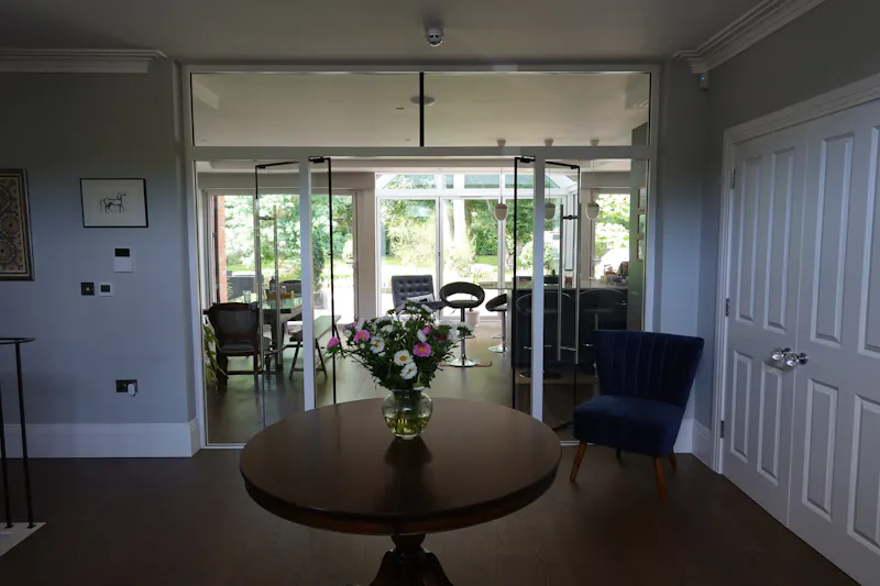 Detached Beaconsfield home, B2035 (photo 13)