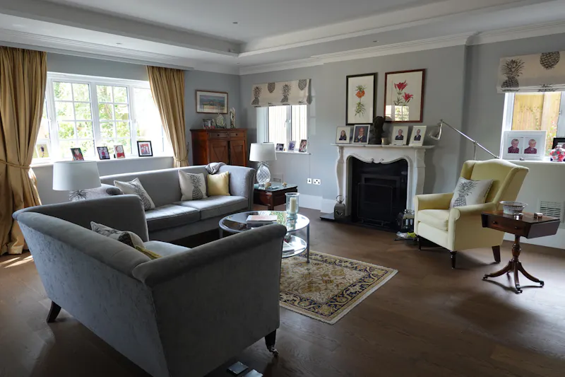 Detached Beaconsfield home, B2035 (photo 16)