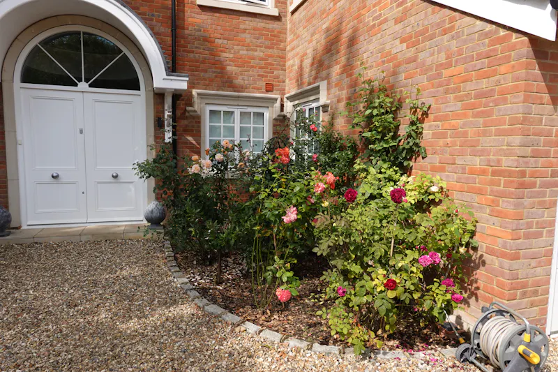 Detached Beaconsfield home, B2035 (photo 81)