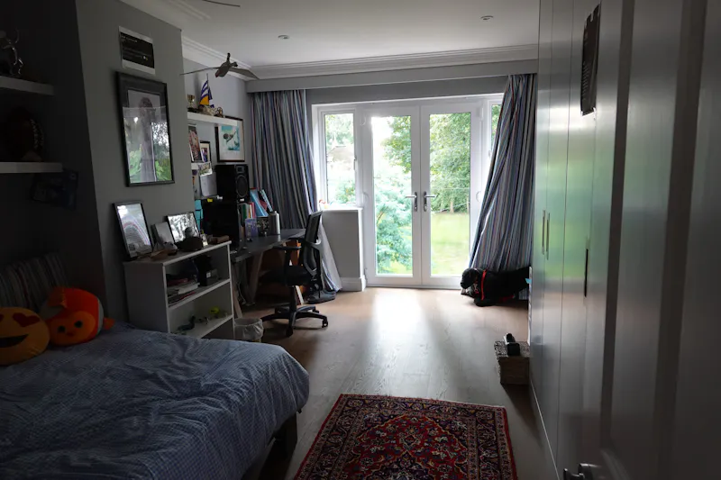 Detached Beaconsfield home, B2035 (photo 59)