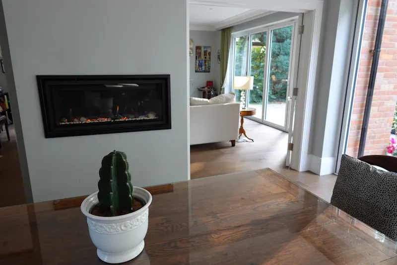 Detached Beaconsfield home, B2035 (photo 22)