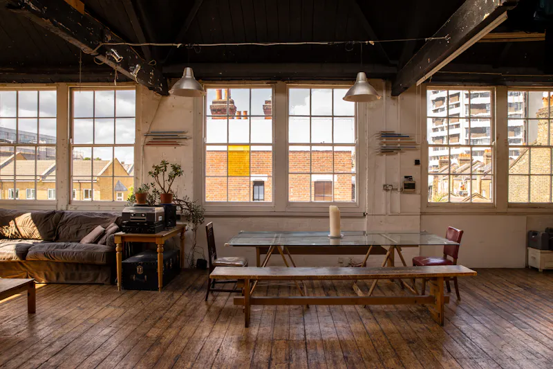Floor - wooden at Converted Hackney Factory, F1250 (photo 5)