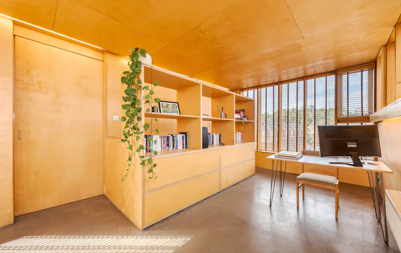 Minimalist Hoxton Loft, F1243 (photo 3)