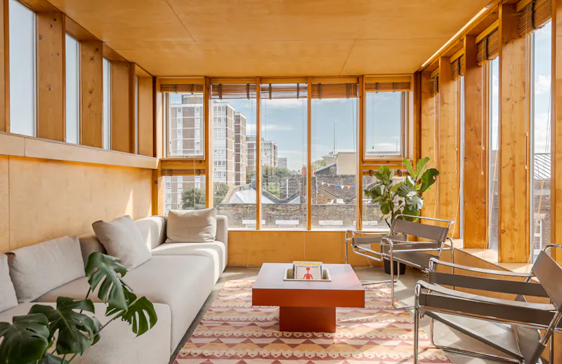 Views - city at Minimalist Hoxton Loft, F1243 (photo 2)