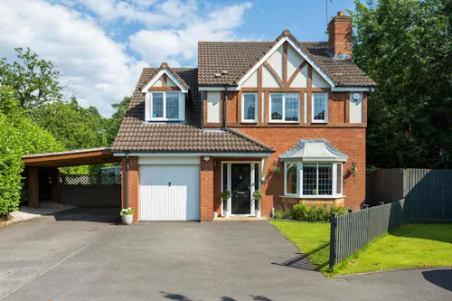 Sindlesham cul-de-sac home, D2746