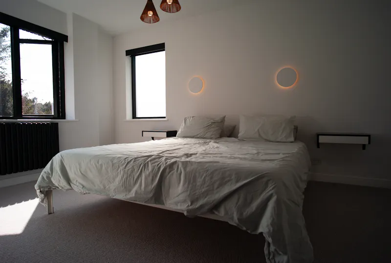 Bedroom at 1960's retro house Chislehurst, D2741 (photo 28)