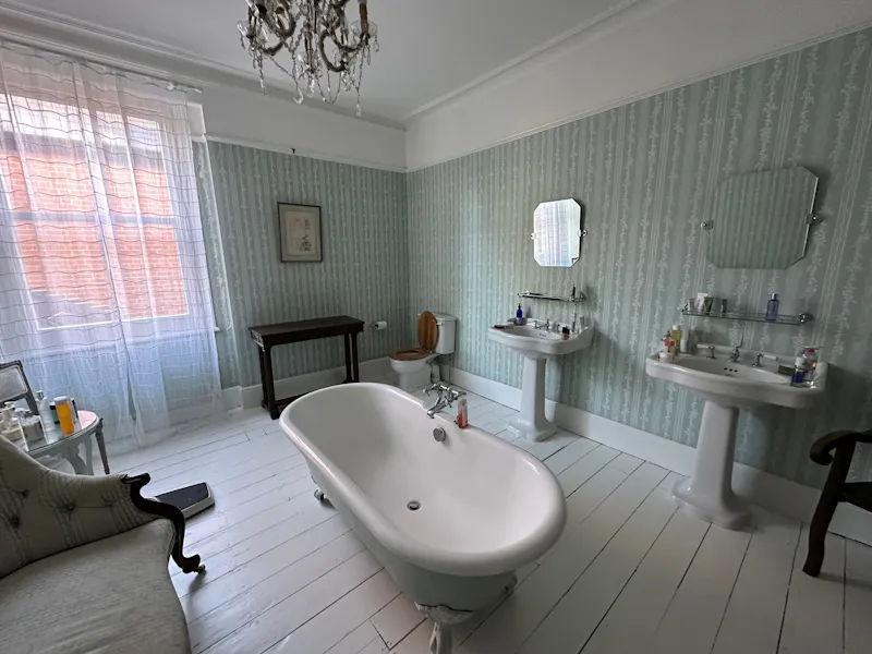 Lovely Ealing family house, B1423 (photo 30)