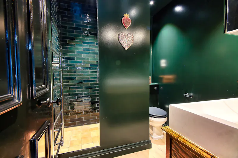 Bathroom at Belsize Park Penthouse, F1241 (photo 16)