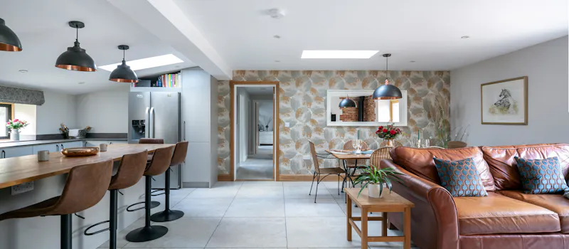 Open plan at Smart Surrey Farmhouse, L759 (photo 12)