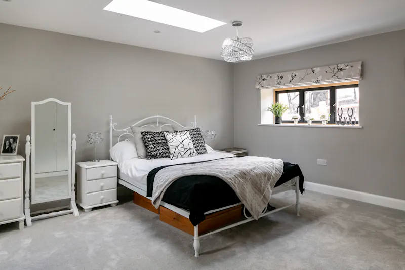 Bedroom at Smart Surrey Farmhouse, L759 (photo 16)