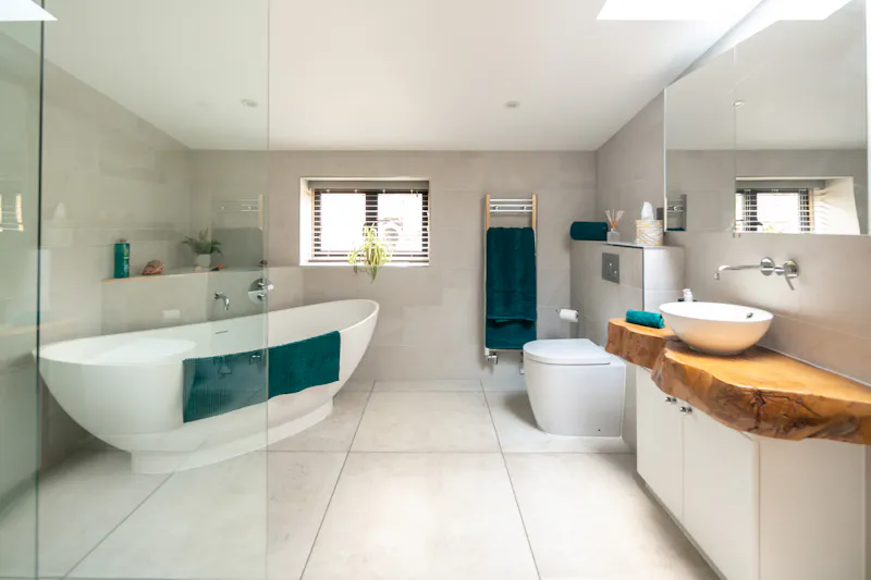 Floor - tiled at Smart Surrey Farmhouse, L759 (photo 17)