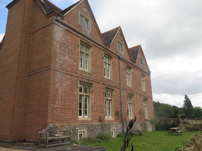 Pangbourne Thameside estate , M130 (photo 20)
