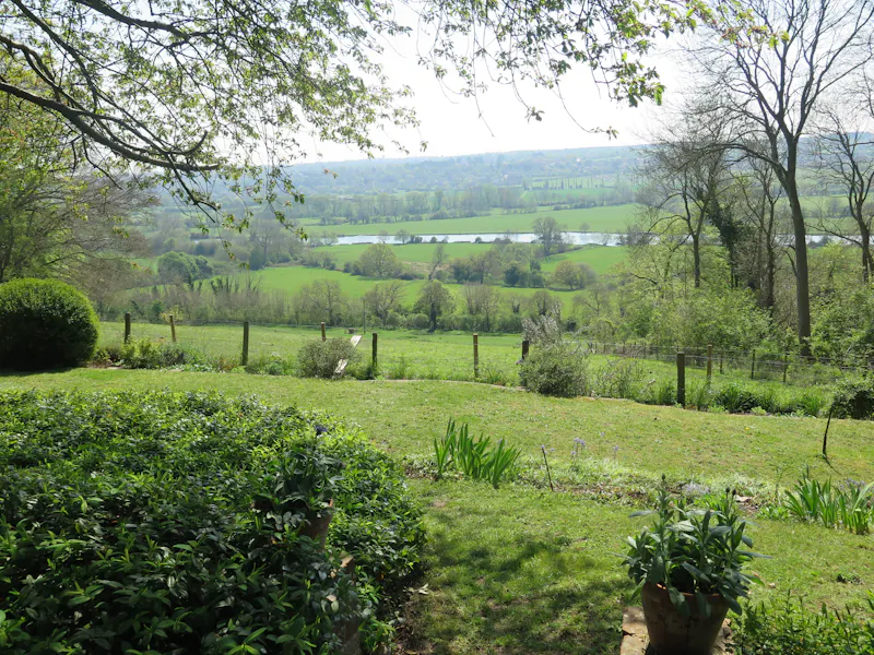 Pangbourne Thameside estate , M130 (photo 46)