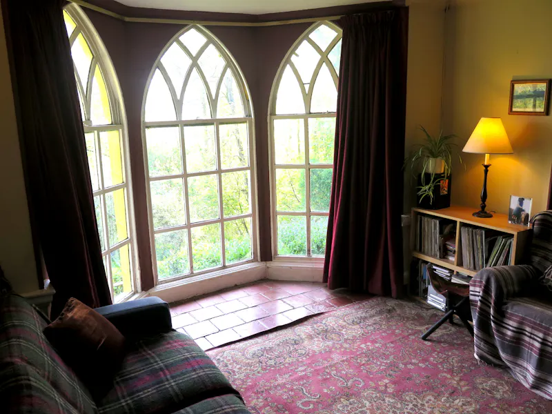 Living Room at Pangbourne Thameside estate , M130 (photo 42)