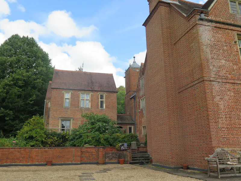 Pangbourne Thameside estate , M130 (photo 21)