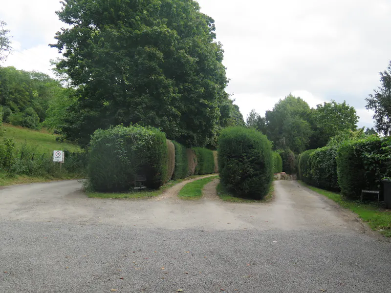 Pangbourne Thameside estate , M130 (photo 54)