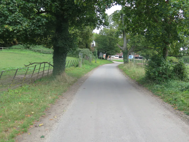 Pangbourne Thameside estate , M130 (photo 55)