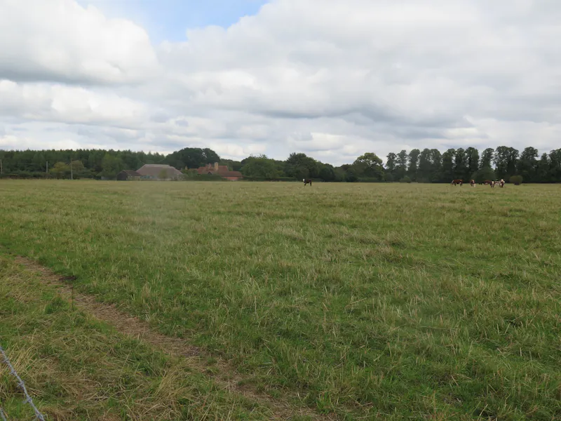Pangbourne Thameside estate , M130 (photo 95)