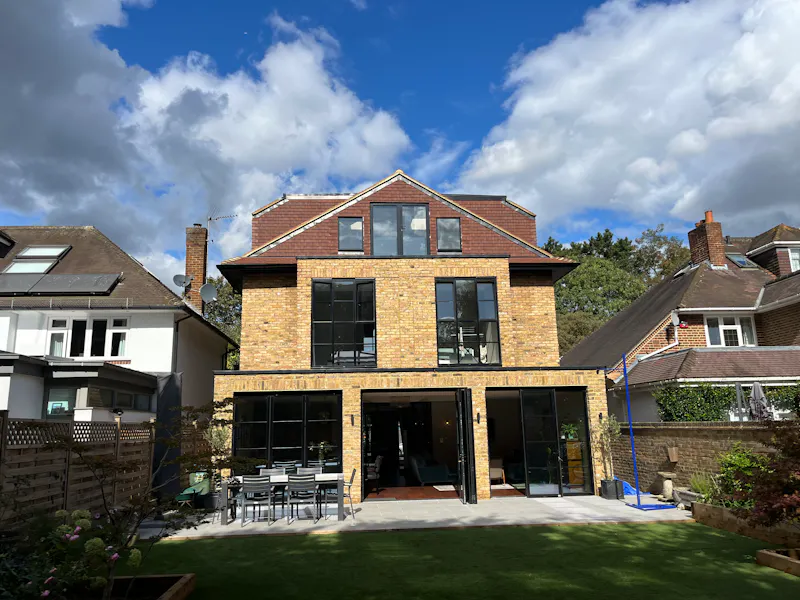 Modern house by Richmond Park, D2747 (photo 22)