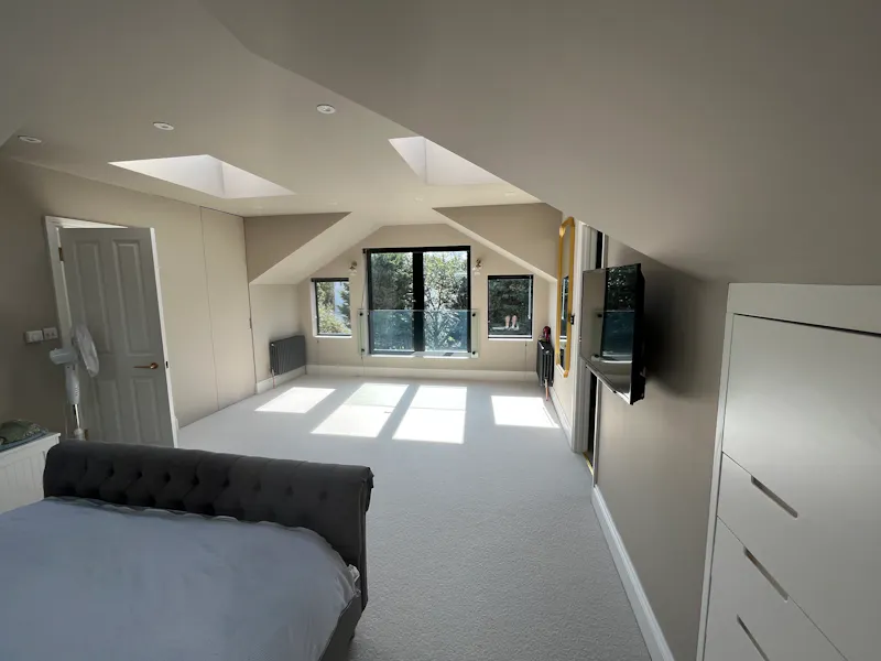 Attic at Modern house by Richmond Park, D2747 (photo 16)