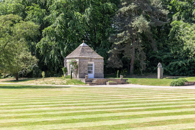 Stunning Yorkshire Queen Anne, A1616 (photo 46)