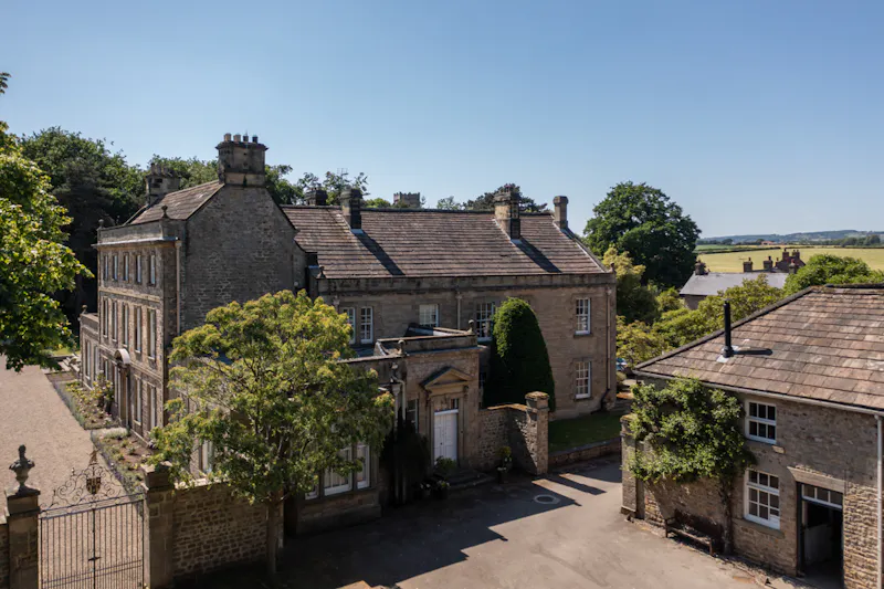 Stunning Yorkshire Queen Anne, A1616 (photo 79)