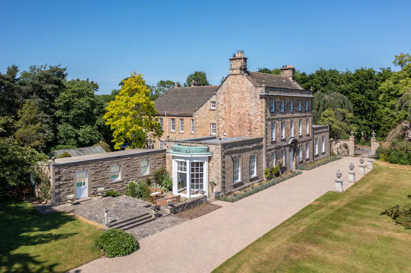 Stunning Yorkshire Queen Anne, A1616 (photo 71)