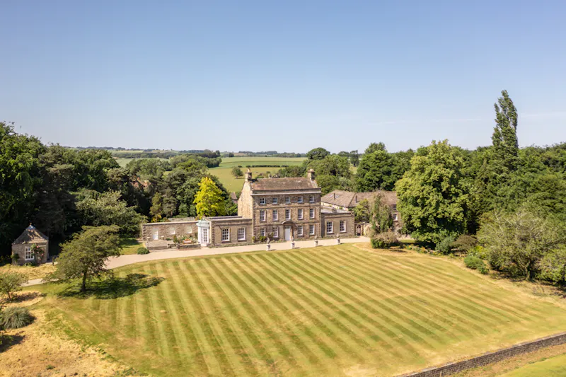Stunning Yorkshire Queen Anne, A1616 (photo 65)